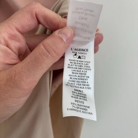 NWT L'AGENCE Dina One Shoulder Bodysuit SP Neutral Rusting Brown Essential Basic - Picture 6 of 9